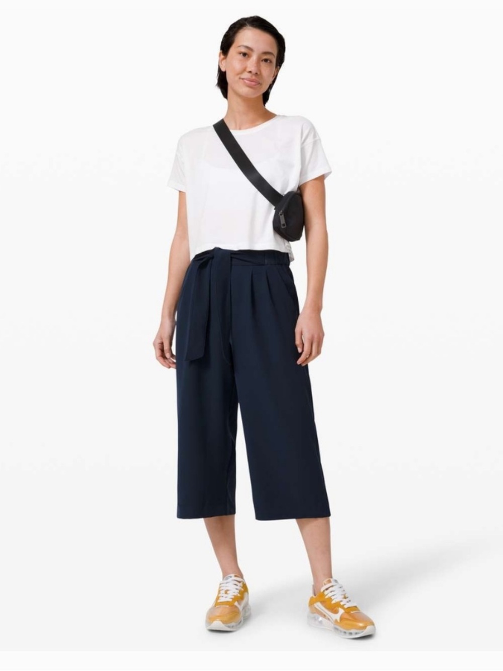 Lululemon Noir Crop Pants